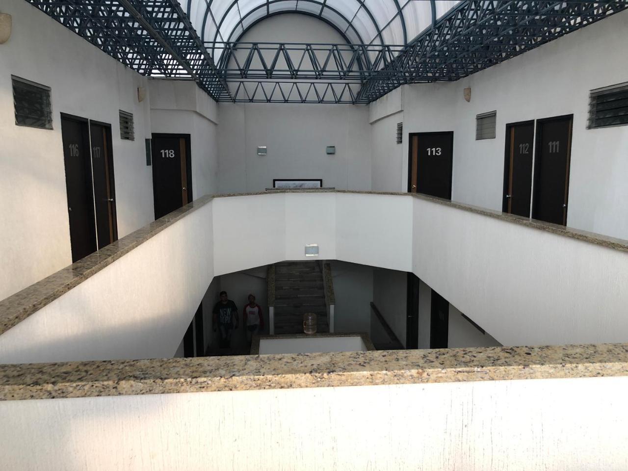 Hotel Del Carmen León Esterno foto